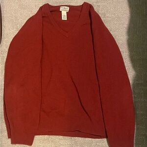 Vintage L.L. Bean Men's V-Neck Sweater - 100% Lambswool